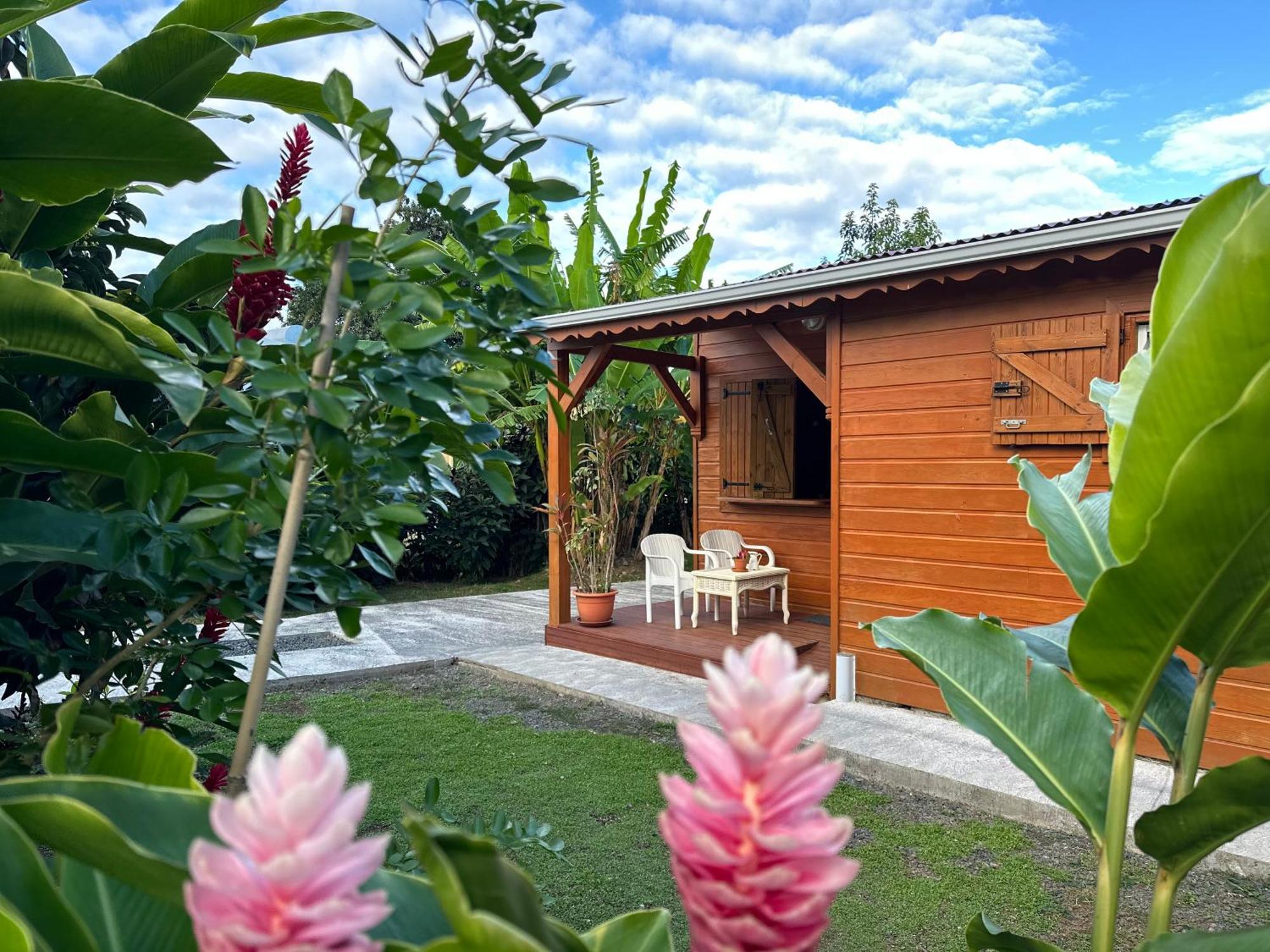 Charmante Maison En Bois Capesterre-Belle-Eau
